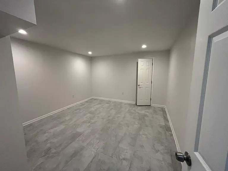 1106 Landerset Dr — Photo 7