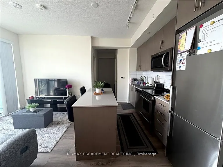 509 Dundas St W #616 — Photo 11