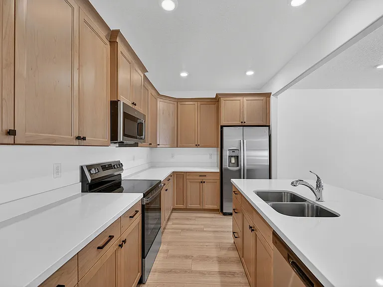 12656 S High View Ln — Photo 7