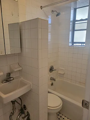 Rented by Oxford Property Group | media 8