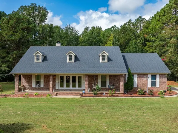 8543 E Fairview Rd, Hensley, AR 72065