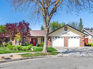 1352 W Palo Alto Ave, Fresno, CA