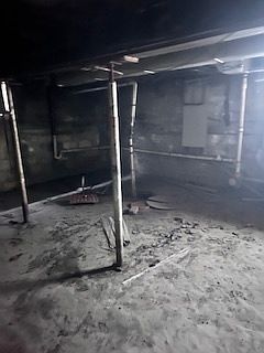 4th image of 14327 S Sherman Ave