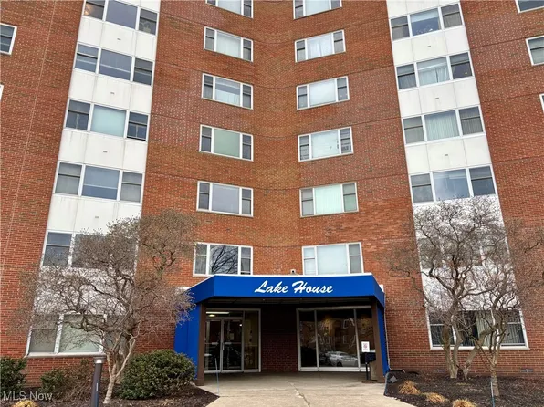 11850 Edgewater Dr APT 522, Lakewood, OH 44107