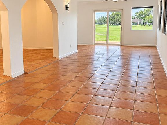 5th image of 813 De Leon Ave