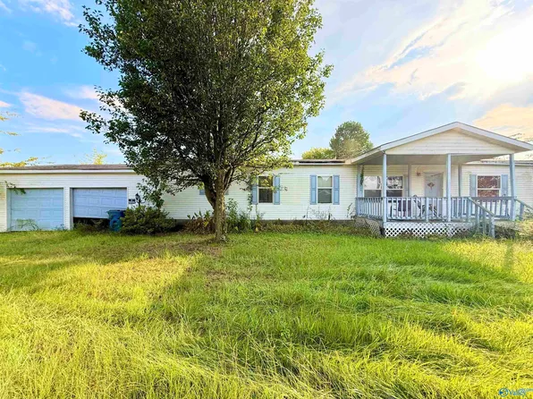 9361 Union Grove Rd, Union Grove, AL 35175