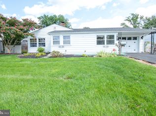 46 Gaping Rock Rd, Levittown, PA 19057