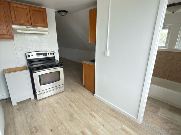 10 Beatrice St #3