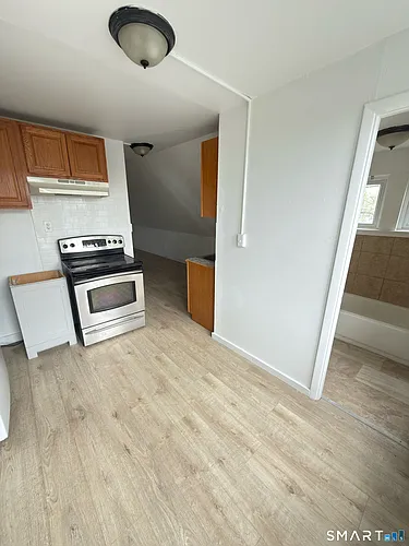 10 Beatrice St Photo 1