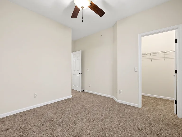 115 Joy Dr #115 — Photo 12