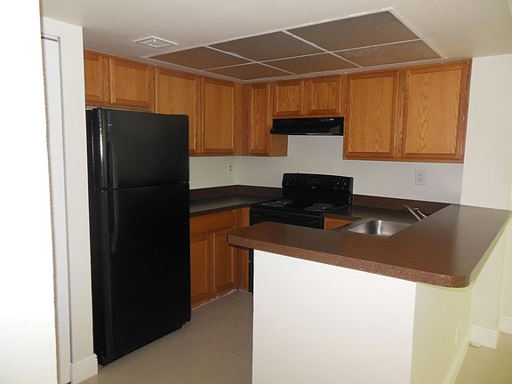 3rd image of 708 Executive Center Dr APT 112