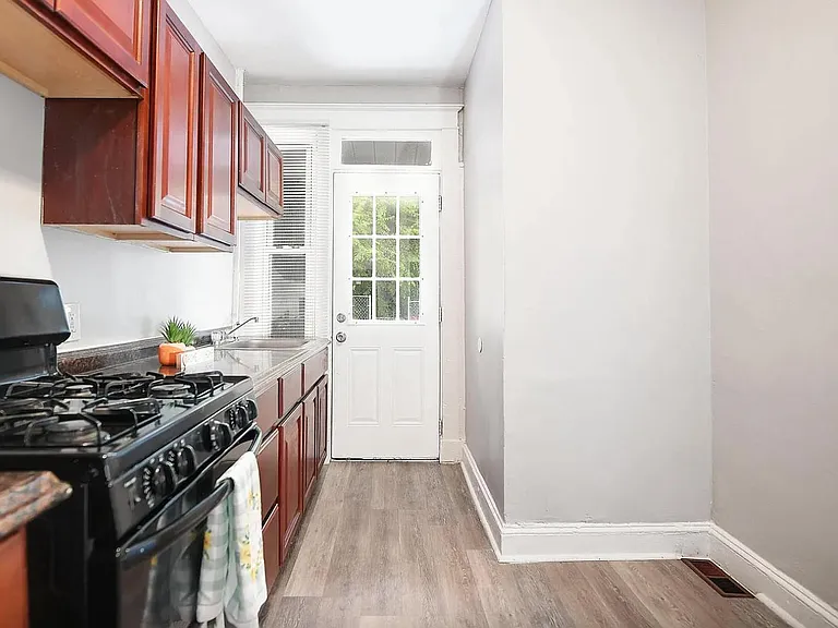 3324 Gwynns Falls Pkwy — Photo 24