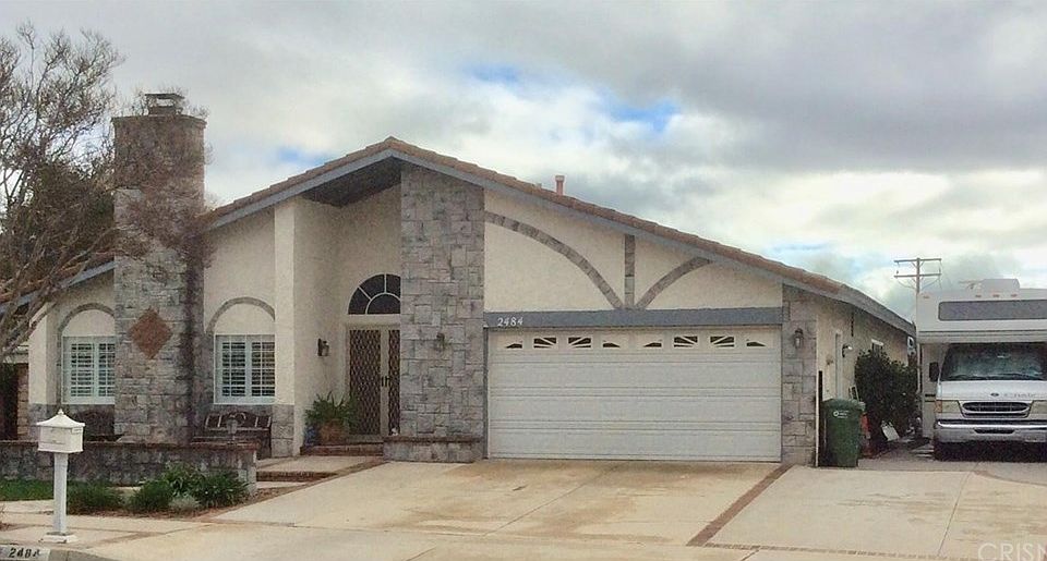 2484 Roxy St, Simi Valley, CA 93065 | Zillow
