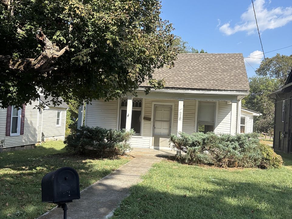 1st image of 210 N Oak St