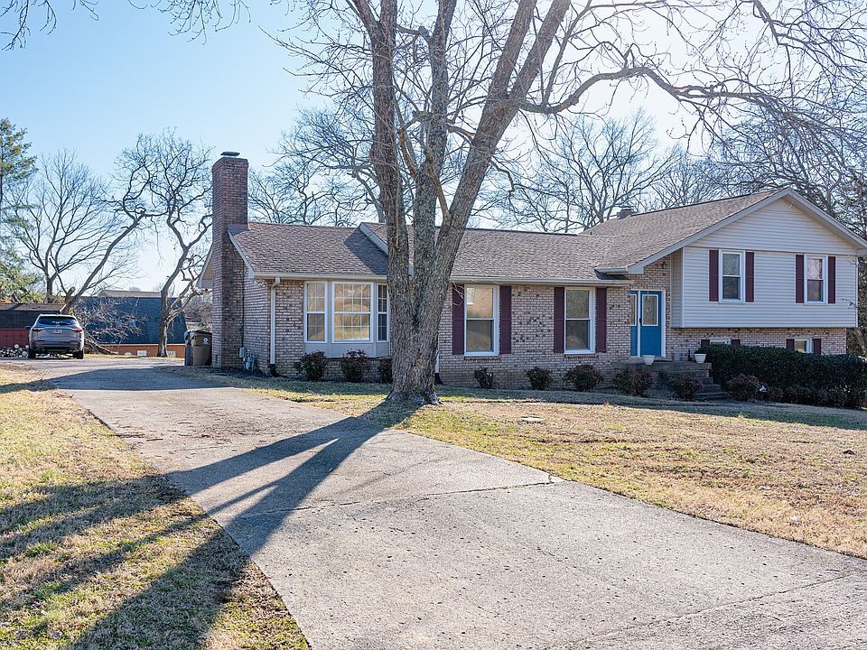 1st image of 1005 Emily Dr