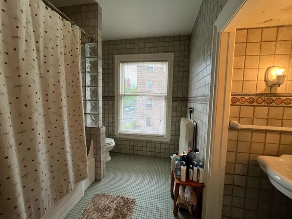 306 N Cayuga St, Ithaca, NY
