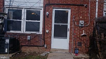4th image of 2053 Larkhall Rd