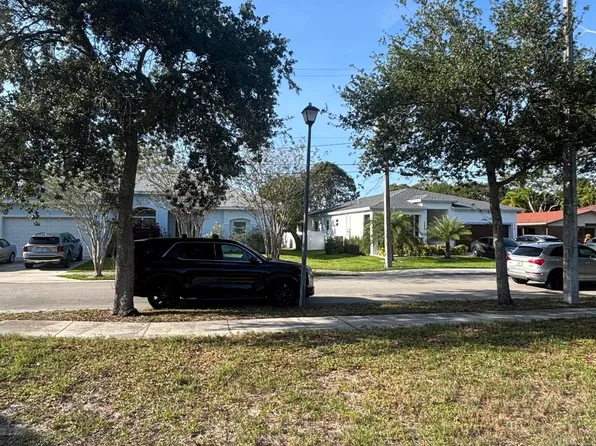 140 NE Pearl Street, Boca Raton, FL 33432