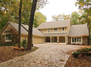 712 Morningside Dr, Zionsville, IN 46077