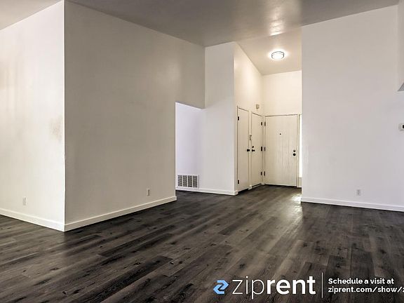 2nd image of 4004 Hollygrove Ct