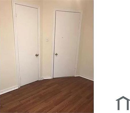 3rd image of 719 Federal St