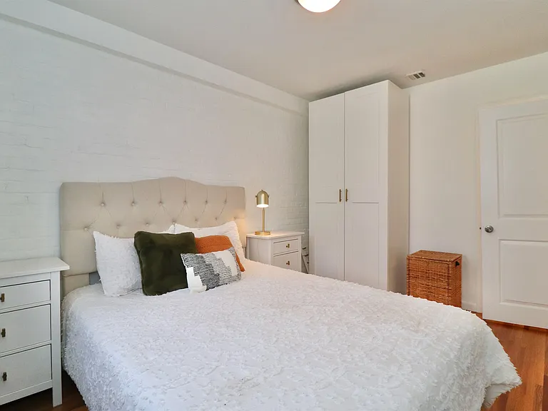206 Beacon Ave #2 — Photo 18