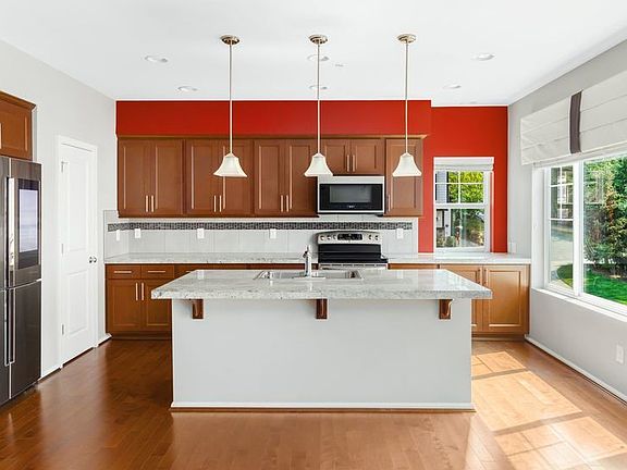 5th image of 15652 NE 103rd Ct APT 101