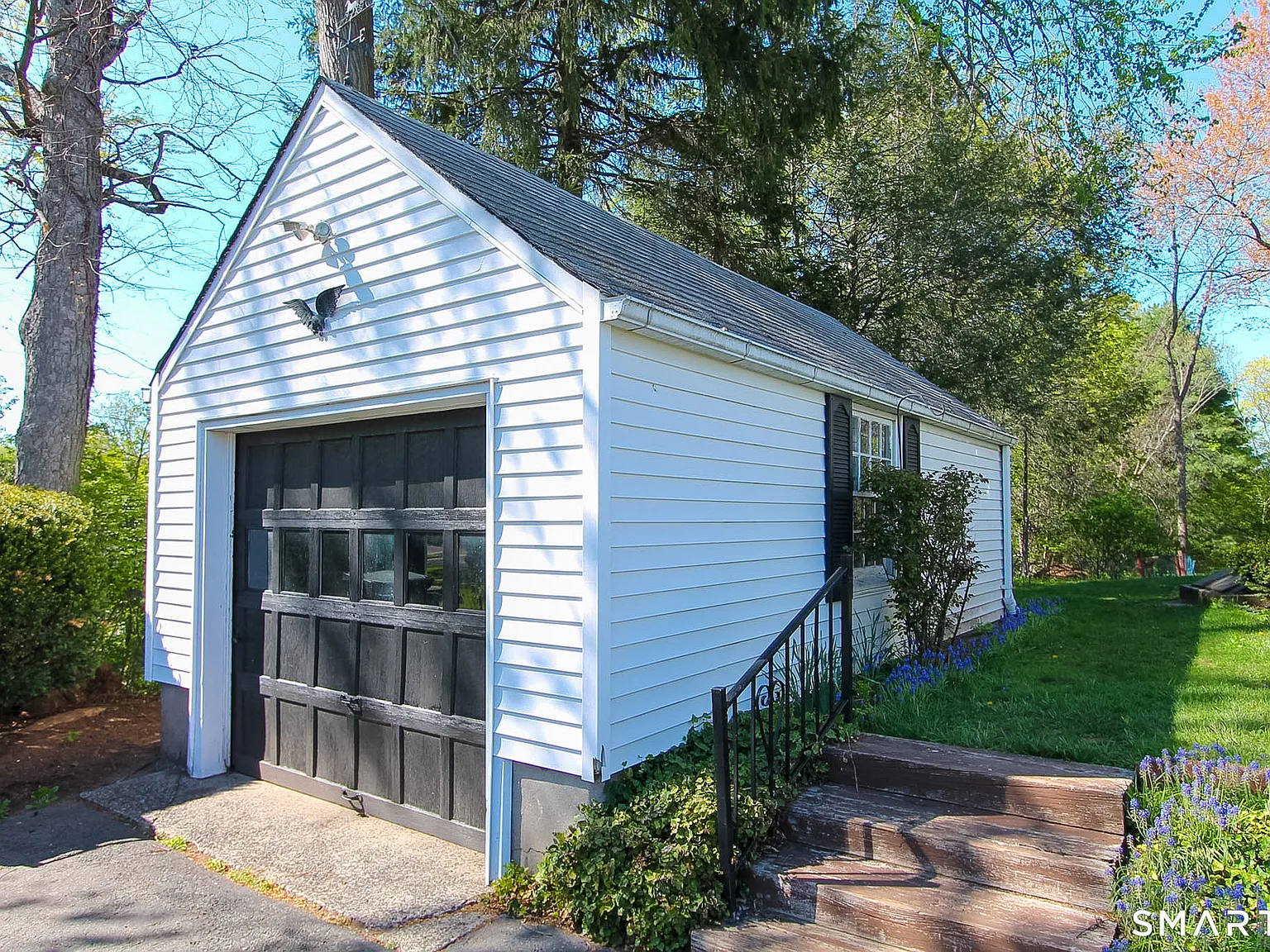 3 bed, 1.0 bath, 1173 sqft, $2,800 — Photo 2