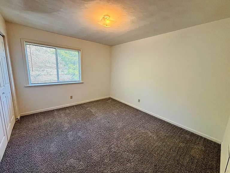 401K Berryfield Ln — Photo 9