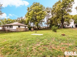 1515 S Capitol St, Pekin, IL