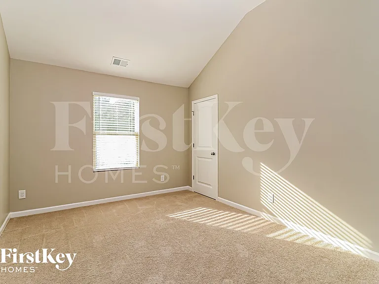 415 Shady Gln — Photo 13