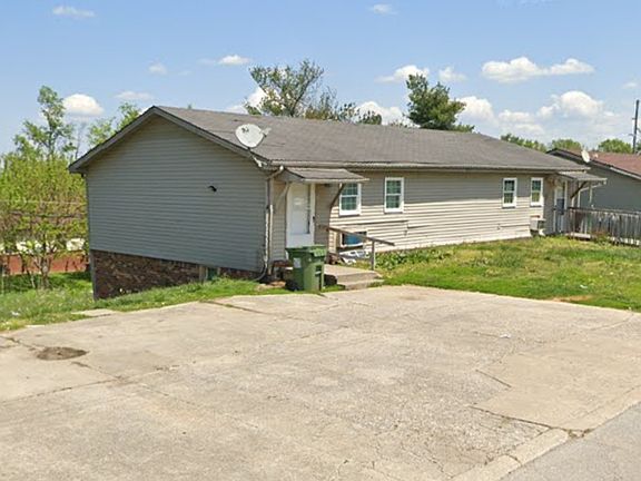 5th image of 413 Turpin Dr APT 2