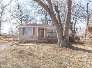 1004 S Logan Ave, Independence, MO 64050