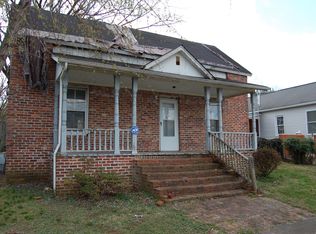 702 N C St, Lenoir City, TN 37771