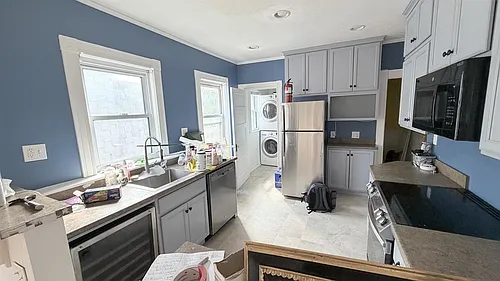 7 Ashland St Photo 1