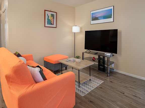 2nd image of 33 Hualalai St APT 310
