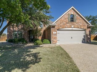 120 Country Lakes Dr, Argyle, TX 76226