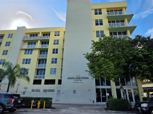 1350 NW 8th Ct #A1-6, Miami, FL 33136