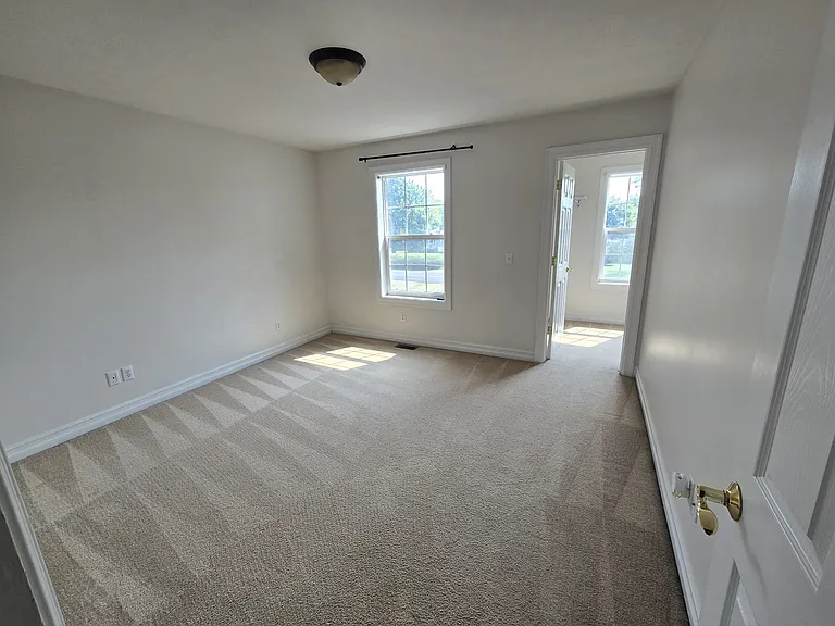 3541 Michigan Ave #B — Photo 6