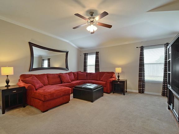 5th image of 1202 Clark Brothers Dr