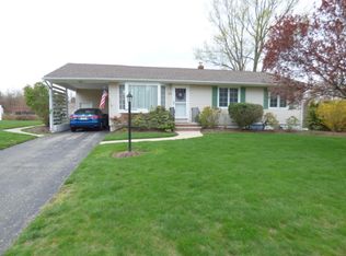 29 Maplecrest Dr, Neptune, NJ 07753