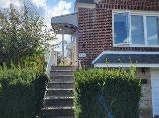 718 Greymont St, Philadelphia, PA 19116