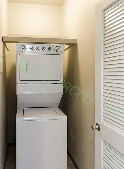 585 E 14th Ave #7 — Photo 17