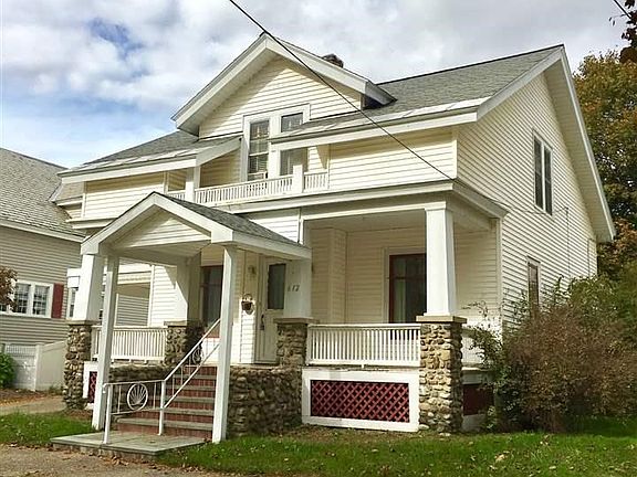 2nd image of 612 Park Pl