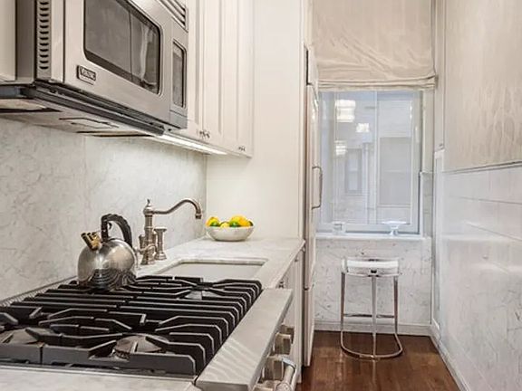 3rd image of 480 Park Ave #12J
