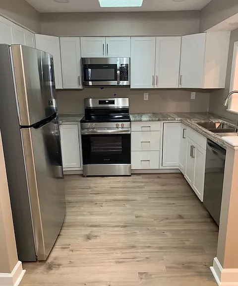 742 Pine Needles Dr — Photo 3