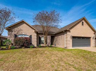3005 Plateau Dr, Conway, AR 72032