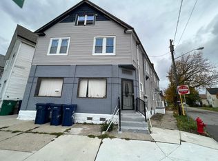 28 Memorial Dr, Buffalo, NY 14206