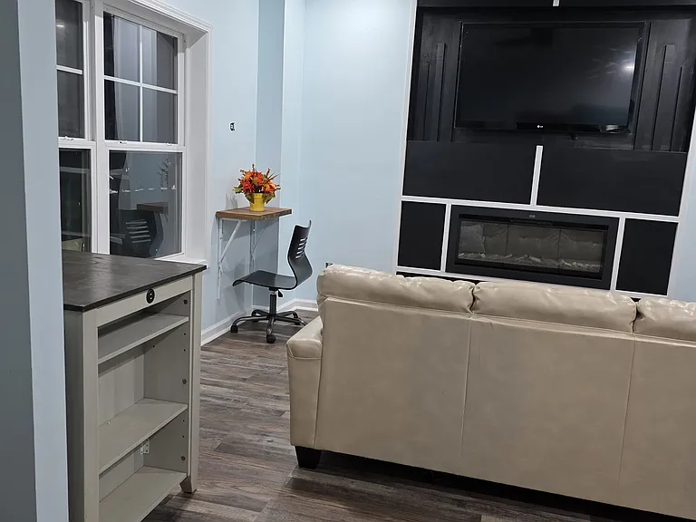 3841 Lake Sanctuary Way — Photo 8