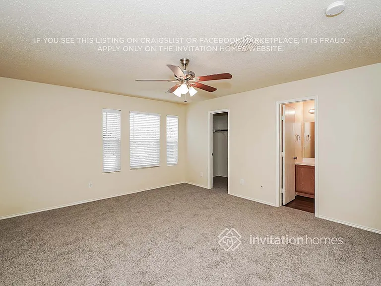 4920 Waterford Dr — Photo 10